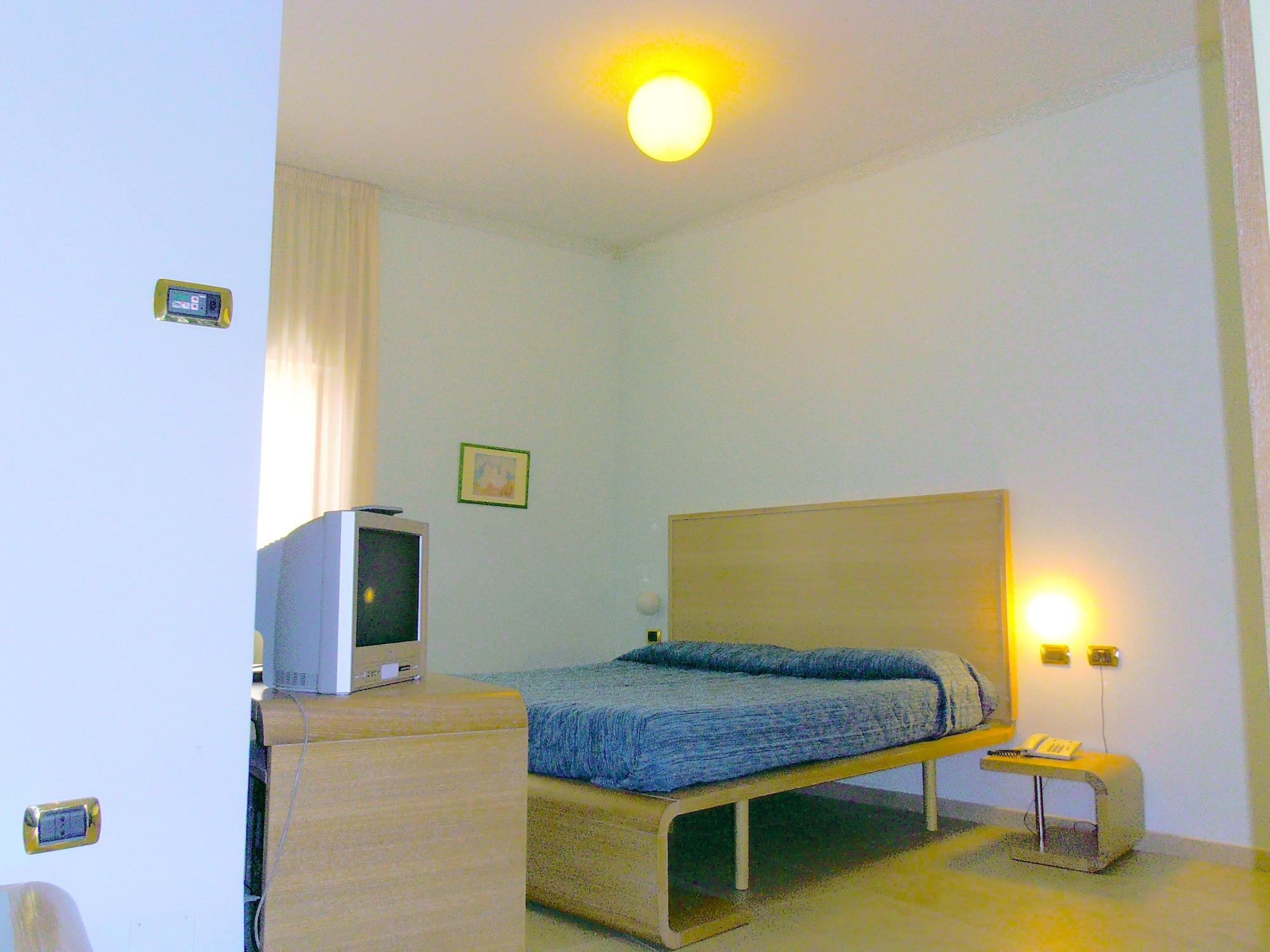 Hotel Villa Carolina Forio  ภายนอก รูปภาพ