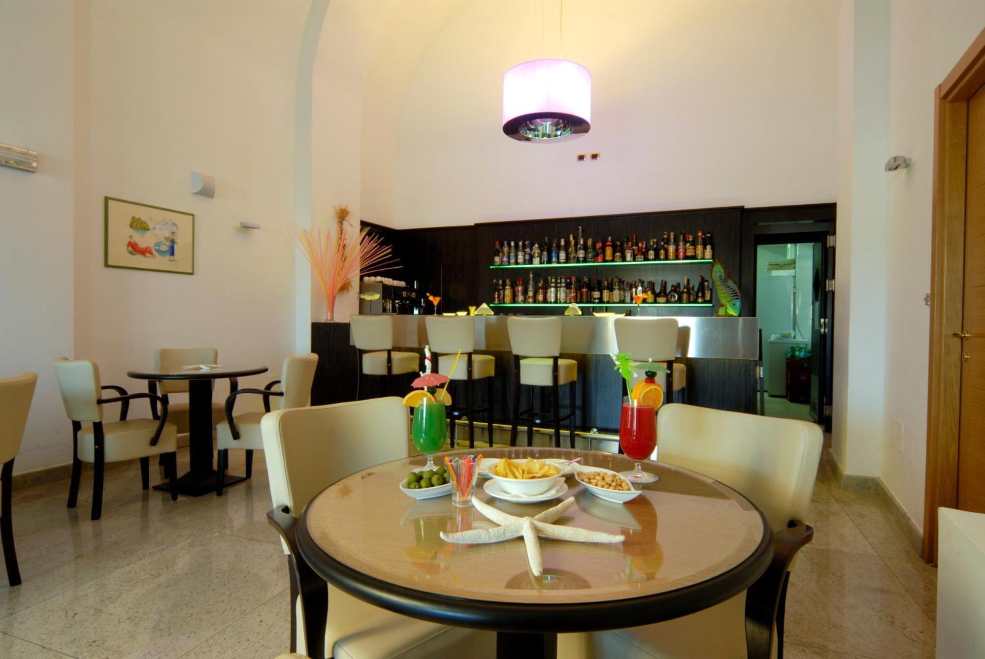 Hotel Villa Carolina Forio  ภายนอก รูปภาพ
